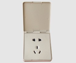 YL 011J 防水、防塵五孔插座-實(shí)驗(yàn)室配件